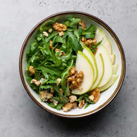 salada-verde-de-pera-e-nozes