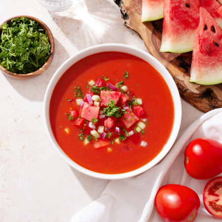 gaspacho-de-melancia-tomate-e-pepino